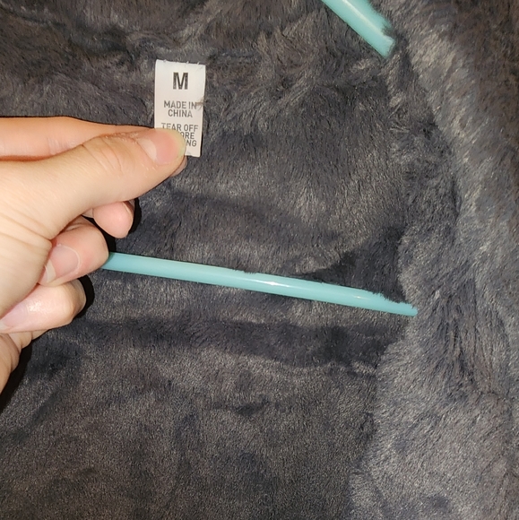 Winter coat - Picture 3 of 3